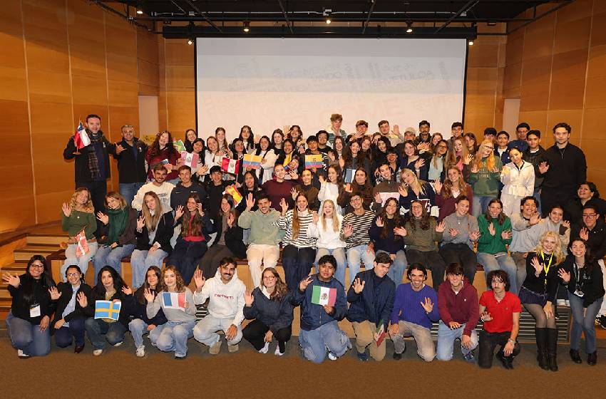 Más de 130 estudiantes llegaron a la U. Mayor para realizar un intercambio internacional este semestre 