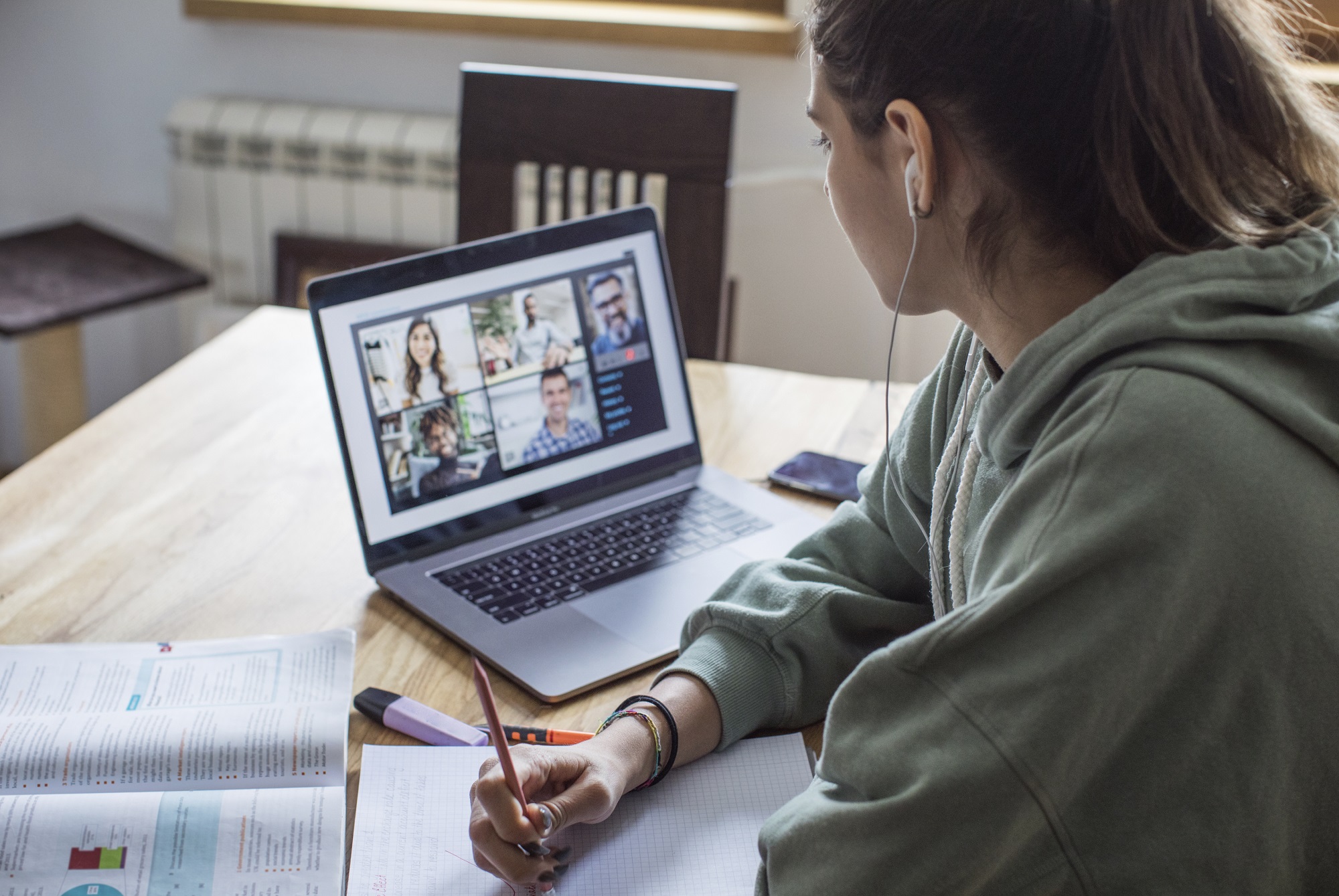 ADMISIÓN//Universidad Mayor organiza Feria Virtual para futuros estudiantes