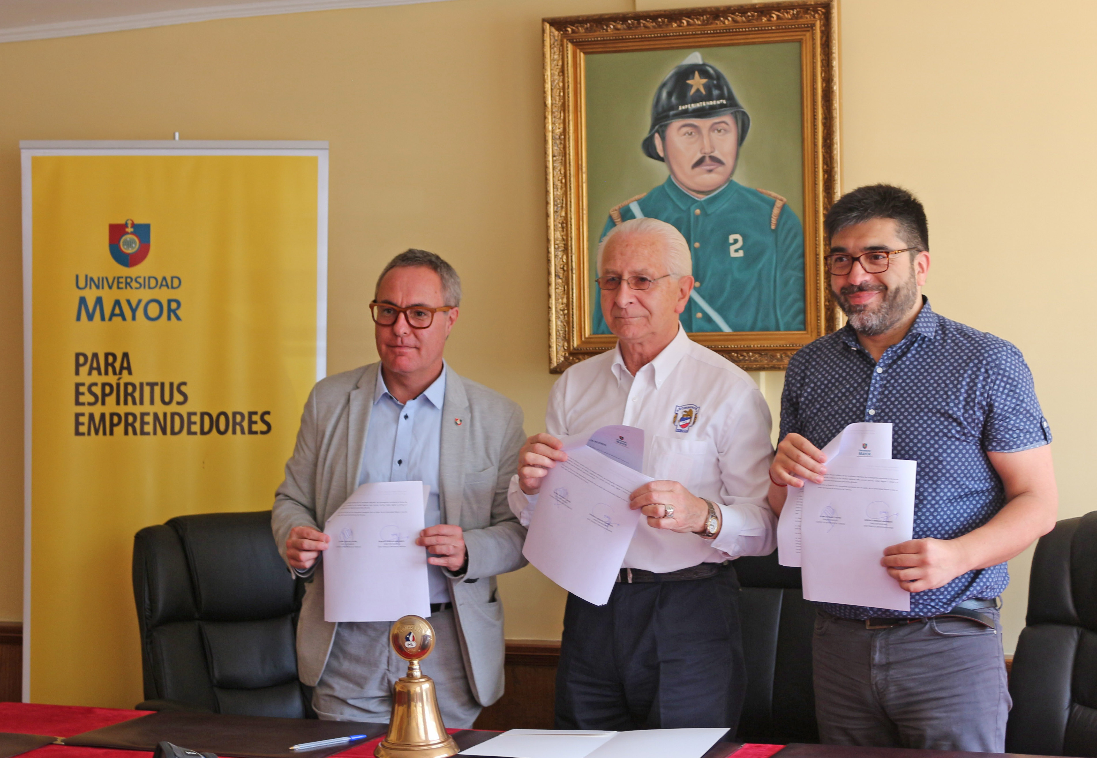 CONVENIO//Universidad Mayor realizará evaluación de eficiencia energética en seis cuarteles de Bomberos de Temuco