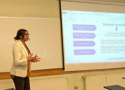 INVESTIGACIÓN//Académica de la Universidad Mayor Sede Temuco participó en Congreso Latinoamericano de Educación Alternativa