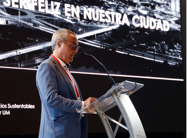 CIUDAD//Vicerrector Regional U. Mayor expuso sobre el derecho a la ciudad en Do Smart City Temuco