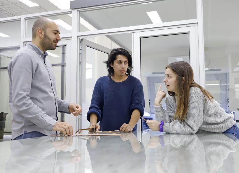 INNOVACIÓN//Trabajo colaborativo: conoce el nuevo Laboratorio de Fabricación Digital de la U. Mayor