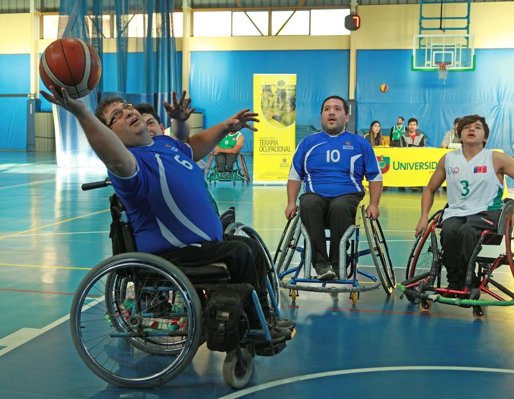 VINCULACIÓN//Universidad Mayor organizó encuentro con el deporte inclusivo en Temuco