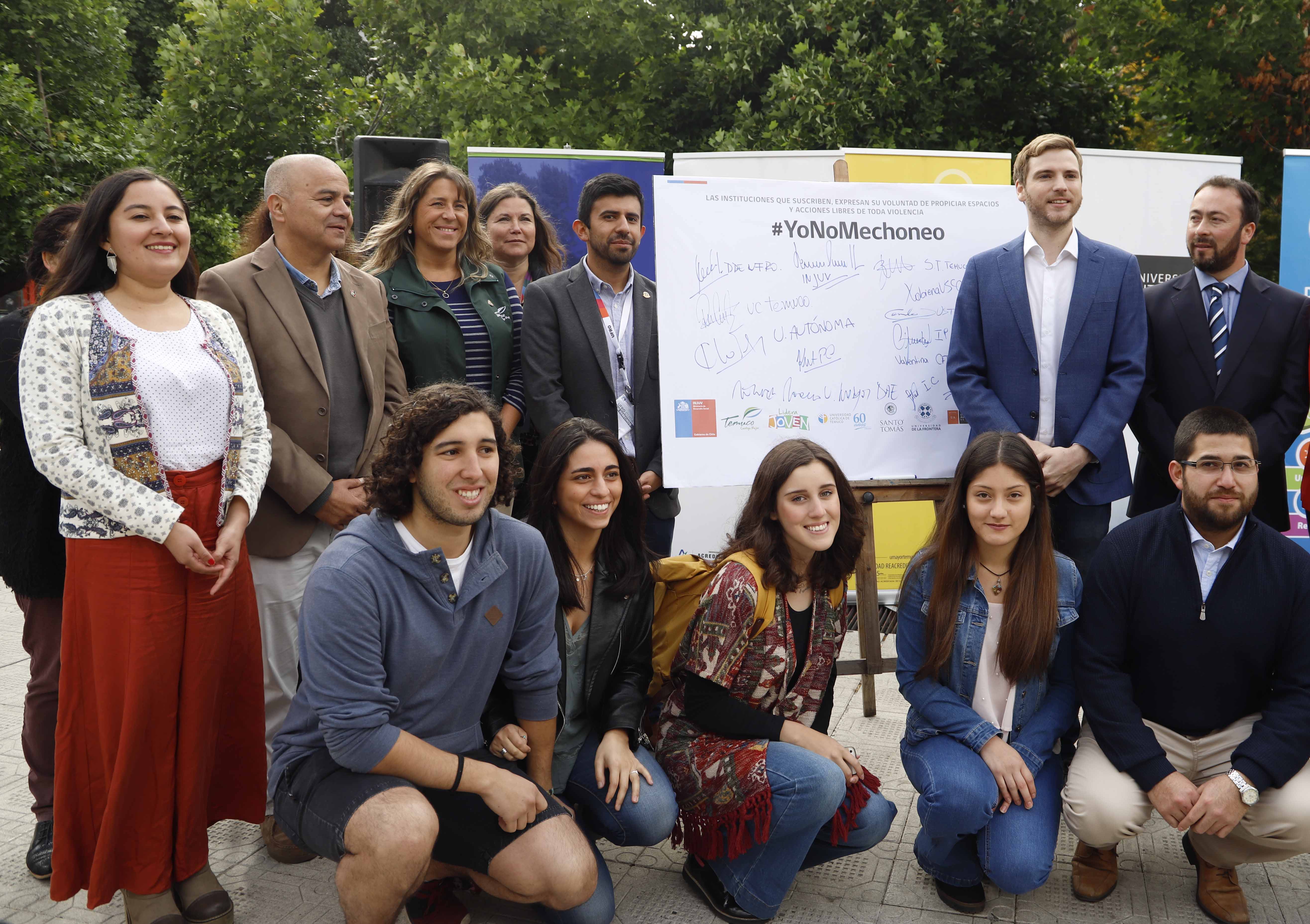 ESTUDIANTES//Universidad Mayor e INJUV firman compromiso público por la no violencia