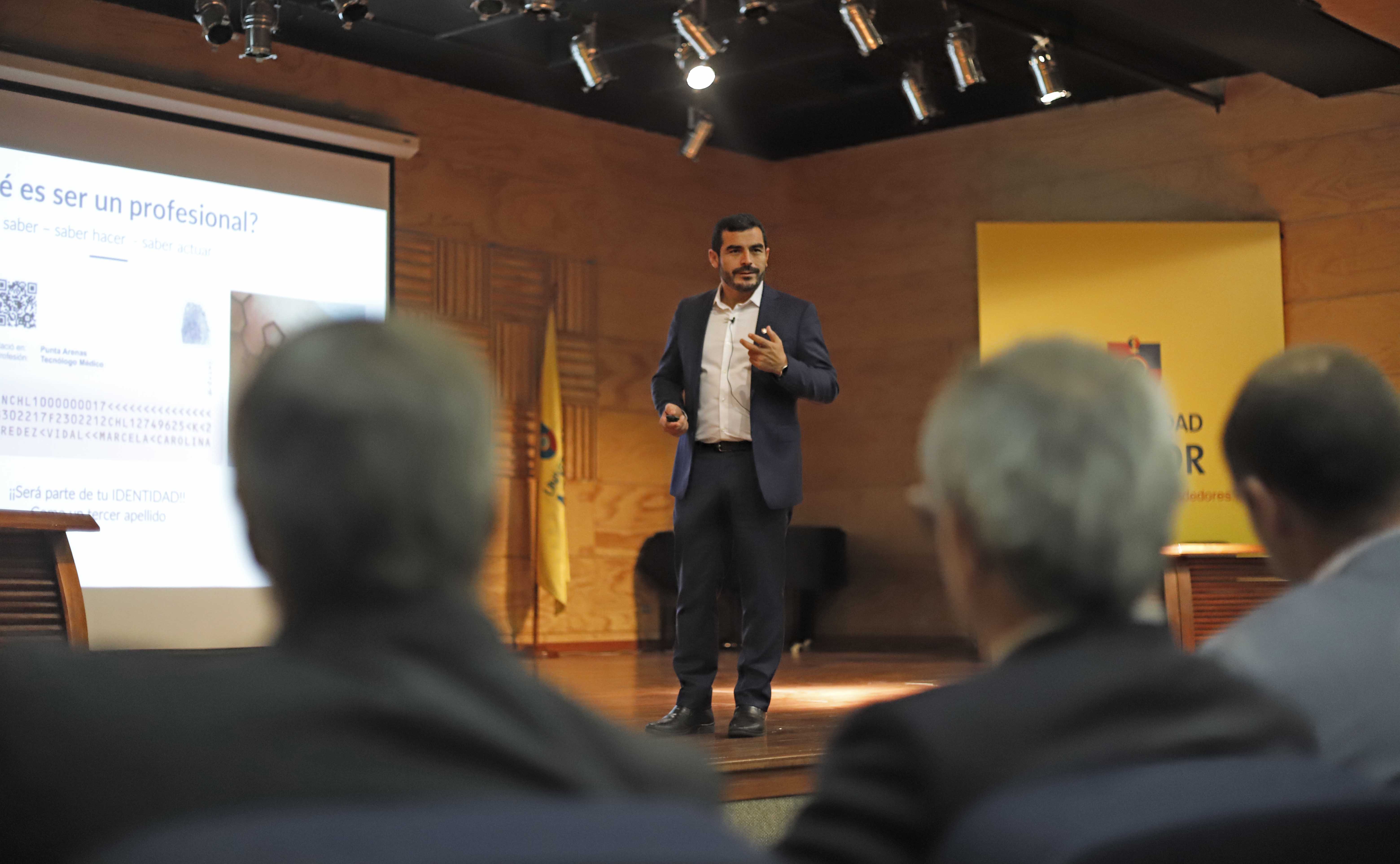 EDUCACIÓN//Vicerrectoría Académica presentó sus lineamientos y desafíos para el 2019