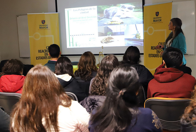 CHARLA// Las aves urbanas fueron protagonistas de “La Ruta del Pensamiento”