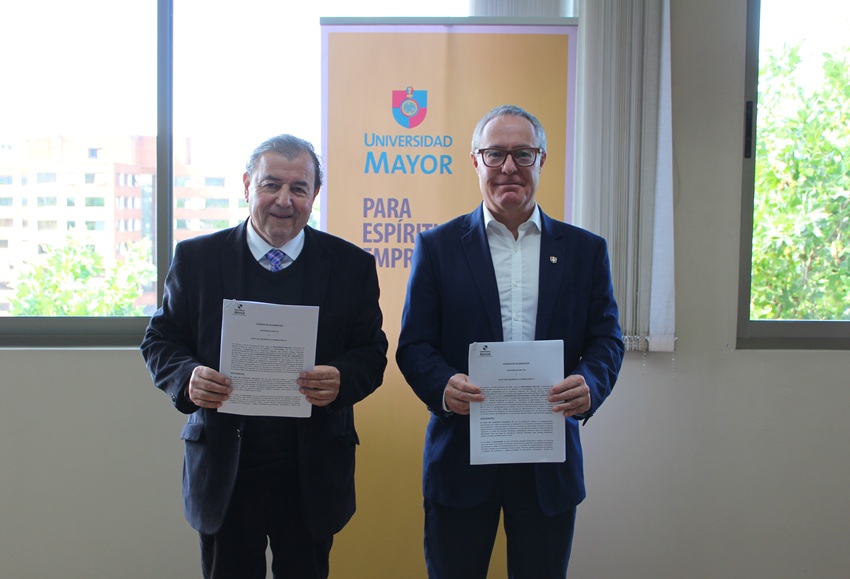 Universidad Mayor y Liceo Comercial del Desarrollo firman convenio de colaboración