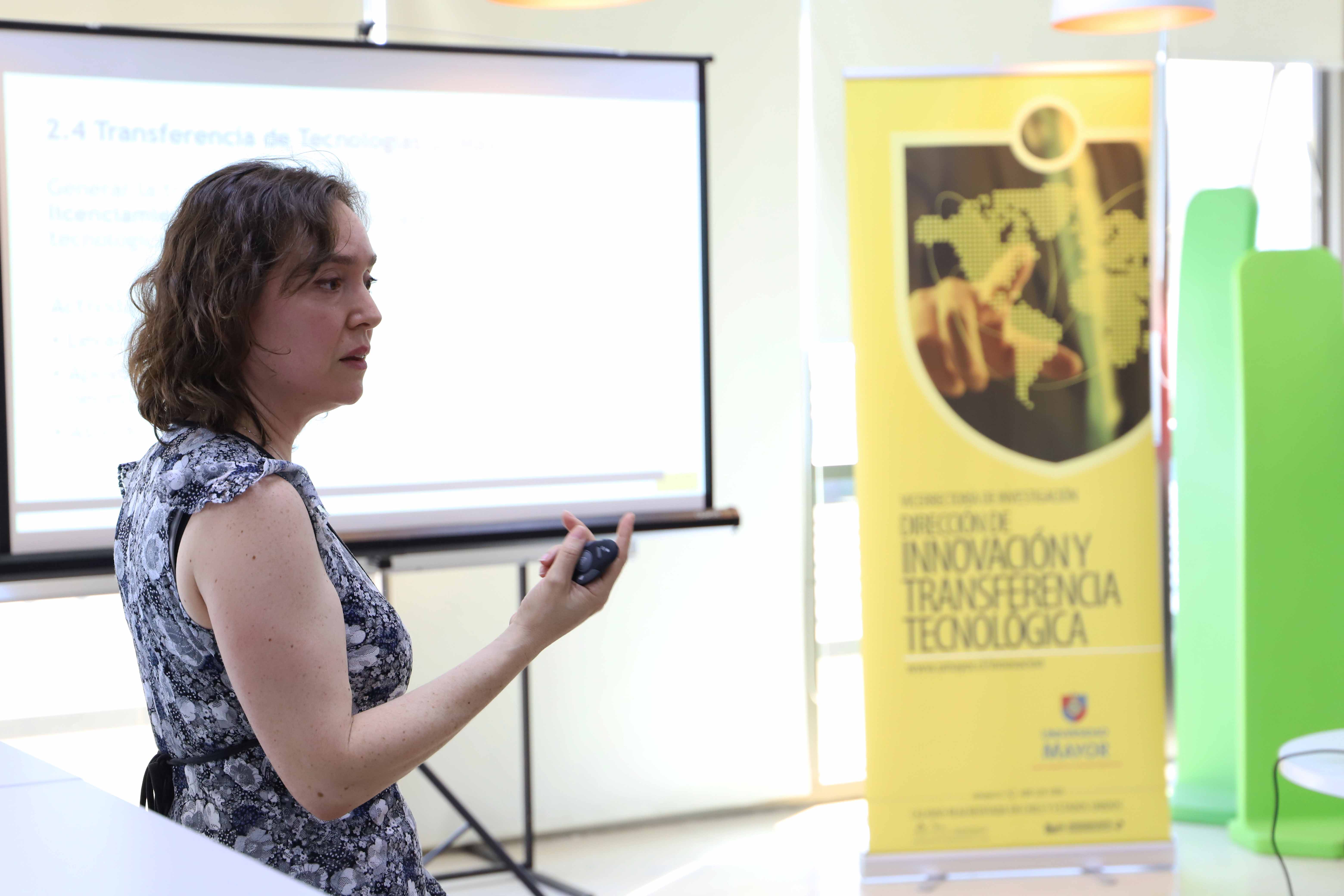 DESARROLLO//Realizan exitosa charla de Investigación, Innovación y Propiedad Intelectual