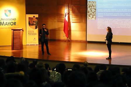 DISCIPLINAS COMPLEMENTARIAS// Carrera de Psicología realizó jornada para abordar el trabajo interdisciplinario en salud