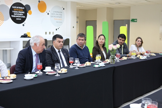 INVESTIGACIÓN// Autoridades de la U. Mayor se reunieron con doctores que suman a la sede Temuco