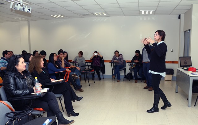 CIENCIA// Docentes de enseñanza media fueron capacitados en neurociencia