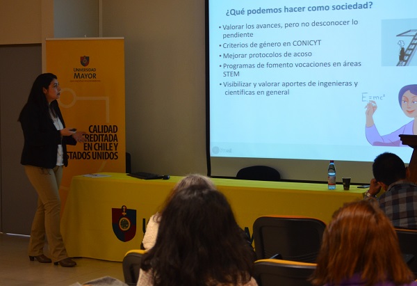 CIENTÍFICAS//Charla sobre grandes pensadoras de la ciencia inauguró el nuevo ciclo Ruta del Pensamiento en la Sede Temuco