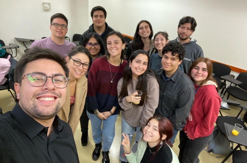Academia Social de Psicología da inicio a sus actividades con Feria de Emprendedores