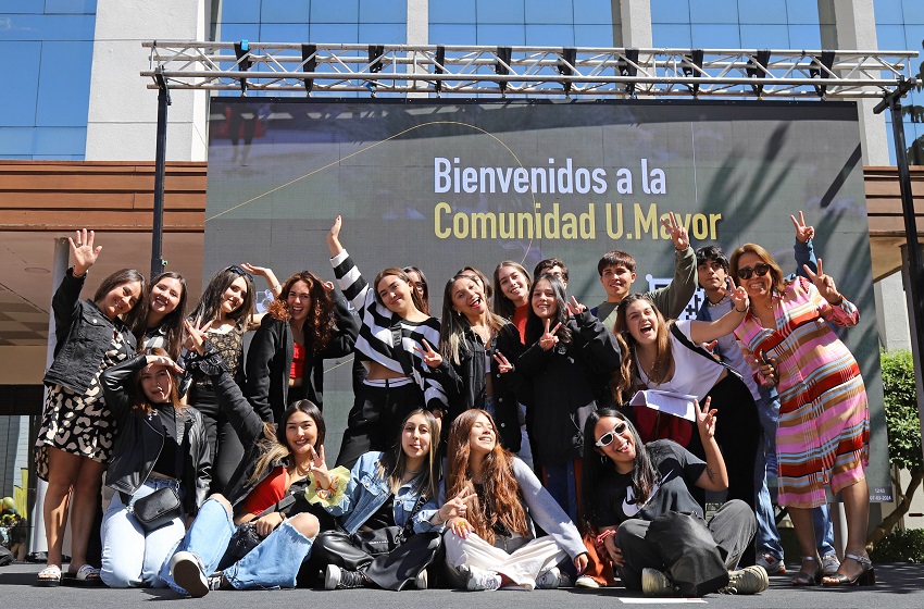 Universidad Mayor dio la bienvenida a más de mil nuevos estudiantes en la sede Temuco