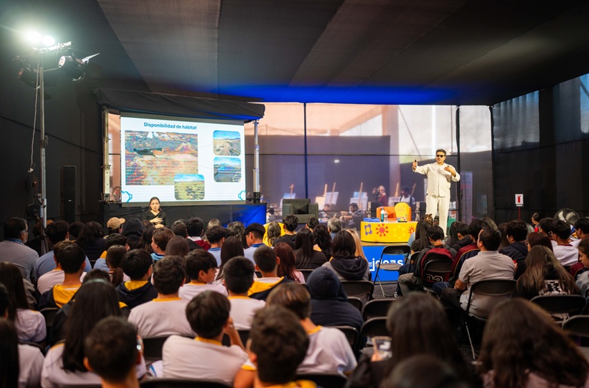 Centro IRIS destacó en el Festival de Ciencia Puerto de Ideas en Antofagasta
