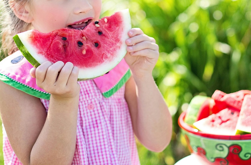 Claves para mantener una alimentación saludable durante el verano