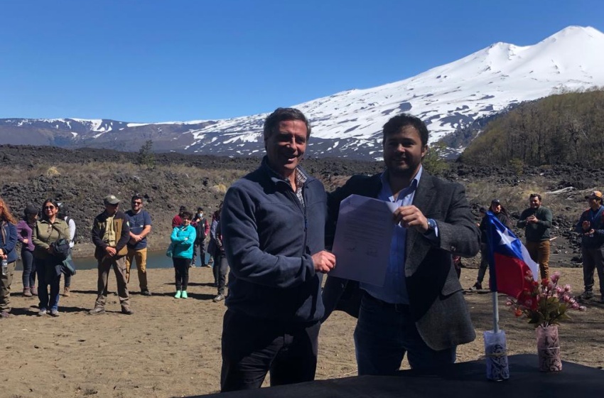 U. Mayor y Melipeuco sellan acuerdo de colaboración con foco en la sostenibilidad