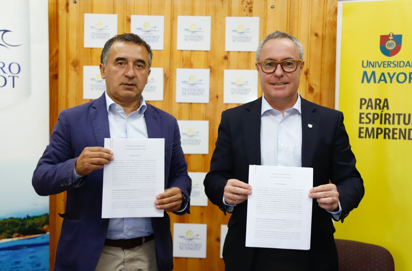 Universidad Mayor firma convenio de colaboración con Municipalidad de Teodoro Schmidt