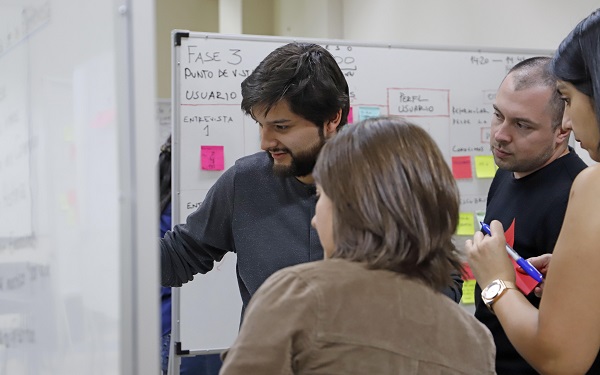 DESIGN THINKING//Académicos de la Universidad Mayor Sede Temuco se capacitan en metodología Design Thinking