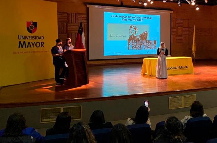 Enfermería celebró su día con examen de medicina preventiva y un recorrido por su historia