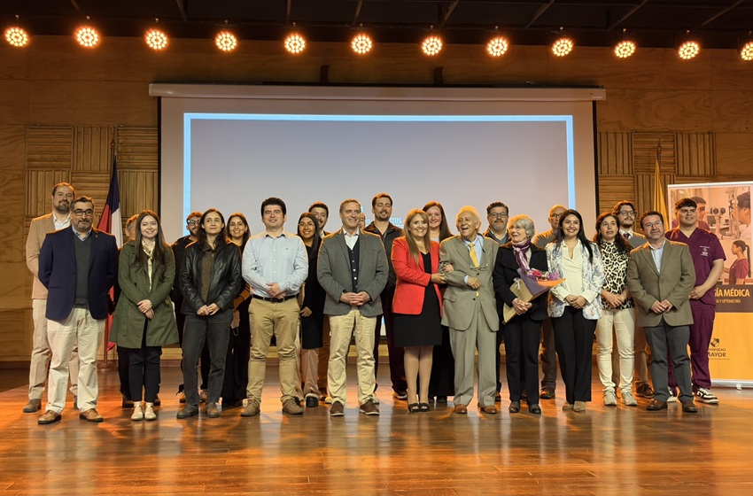 Tecnología Médica celebró su día con colecta de sangre y jornadas académico-científicas