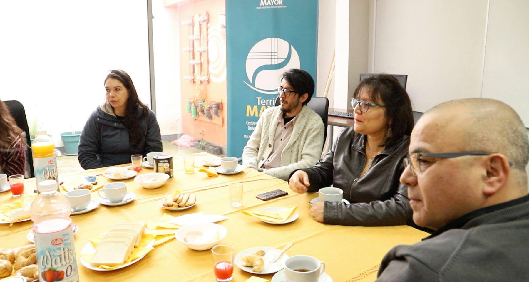 COMUNIDAD// Territorio Mayor realizó desayuno para divulgar su labor en las demás instancias de la universidad