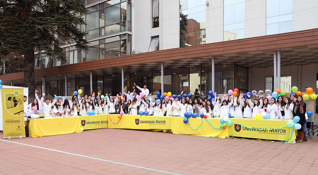 SALUD//Estudiantes de segundo año de Enfermería realizaron “Feria de la Salud”