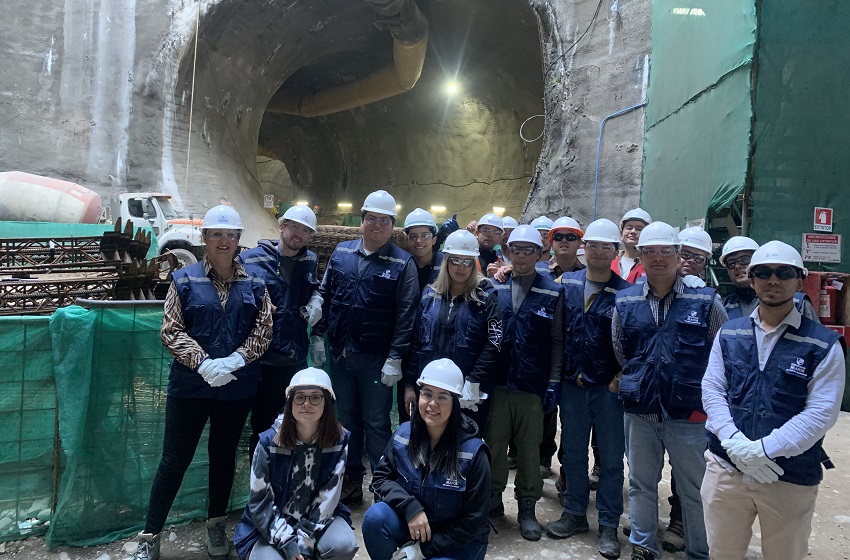 Estudiantes de Ingeniería en Construcción realizaron Gira Técnica Anual en la Región Metropolitana