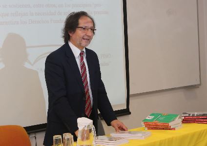 DERECHO//Ministro Álvaro Mesa lanzó libros de su autoría
