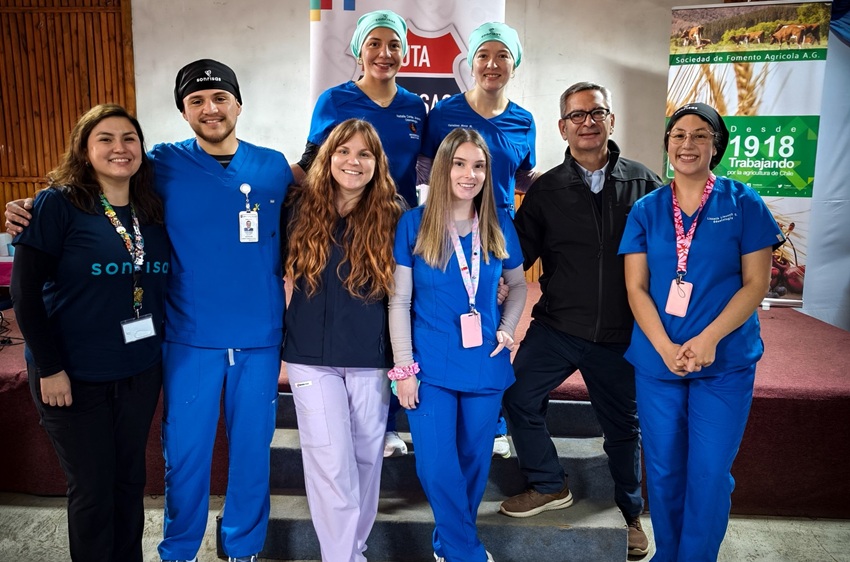 Estudiantes U. Mayor realizaron más de 100 atenciones en Operativo Odontológico en Vilcún
