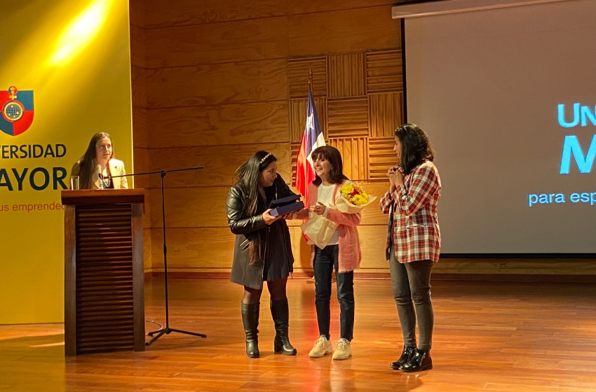 Con homenaje a primera egresada del país Terapia Ocupacional celebró su día en la sede Temuco