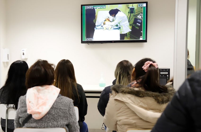 Servicio de Protección Especializada y Universidad Mayor inician actividades por convenio de colaboración