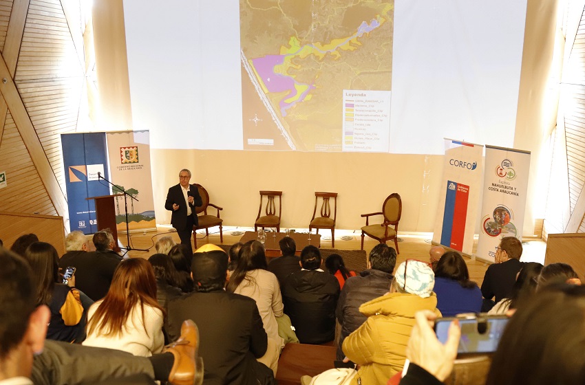 Vicerrector regional expuso en seminario de sostenibilidad turística en La Araucanía