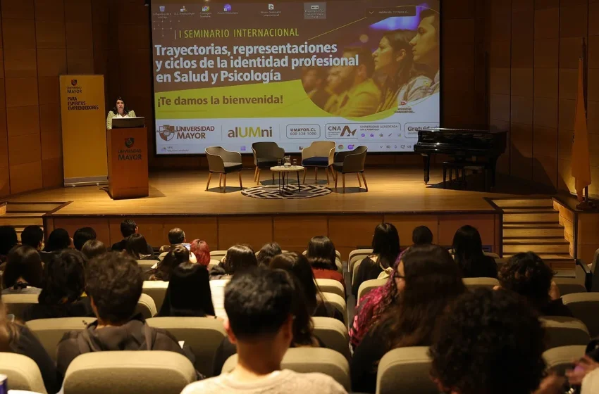 U. Mayor reúne a expertos internacionales para debatir sobre la identidad profesional en Psicología y Salud