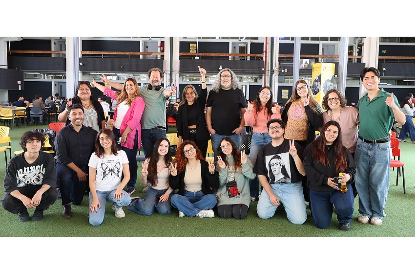 Escuela de Psicología celebró los 20 años de la carrera en la sede Santiago