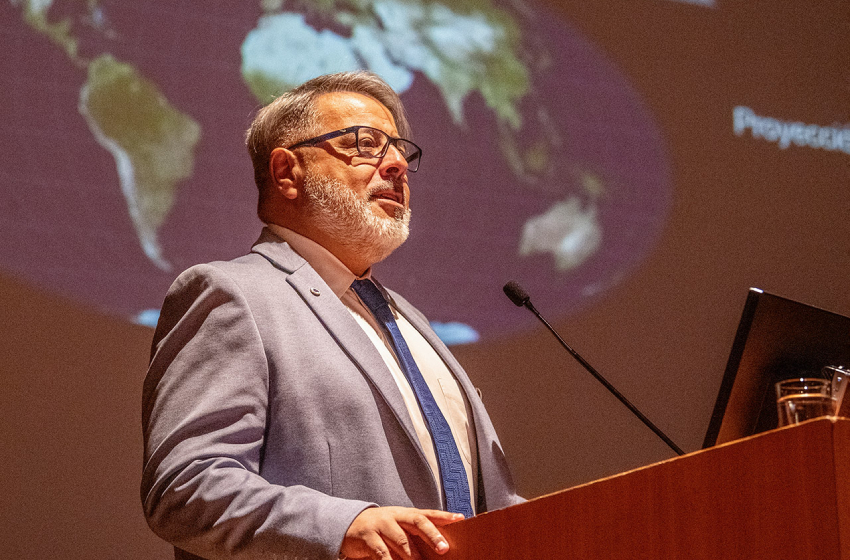 Especialistas abordaron el presente y futuro de la Antártica en nueva charla del ciclo Conexión Global UM