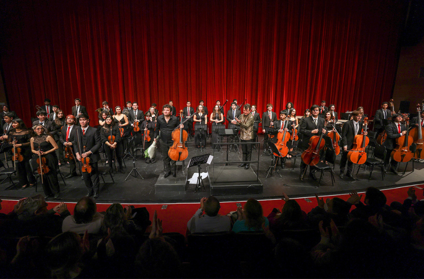 Cellista francés cierra exitosa cartelera de conciertos del primer semestre de Temporada Internacional