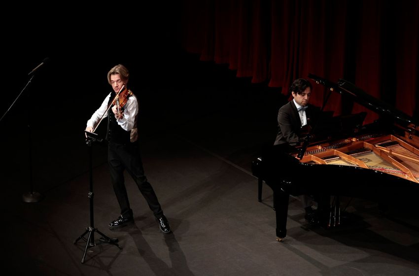 Reconocido violinista austriaco se presentó en la Temporada Internacional U. Mayor