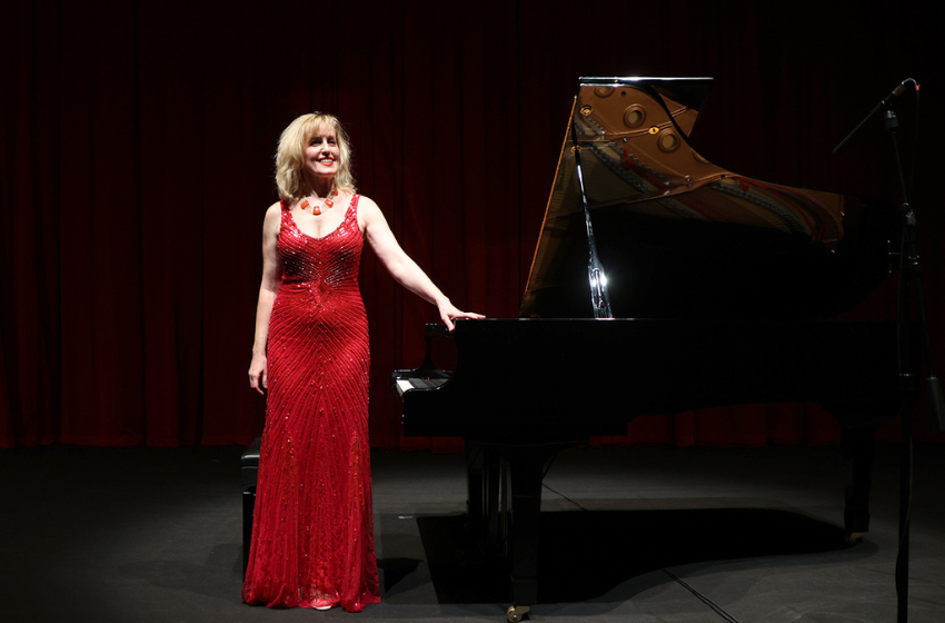 Destacada pianista Olga Vinokur se presentó en la Temporada Internacional