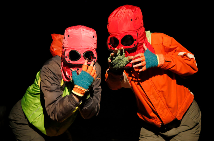 Sala de Teatro U. Mayor presenta obra del proyecto TUM “χάος: Relatos sobre el desastre”
