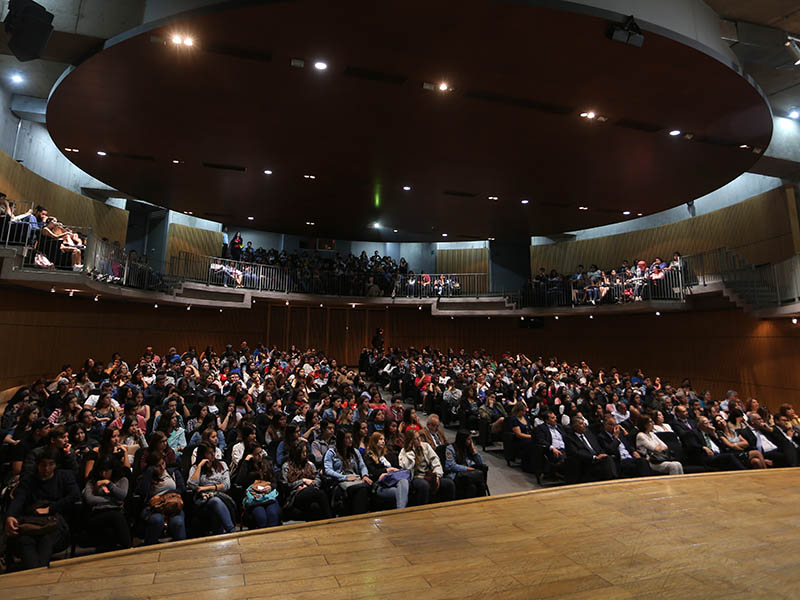 Recepción//U. Mayor dio la bienvenida a su nueva generación de estudiantes 2018