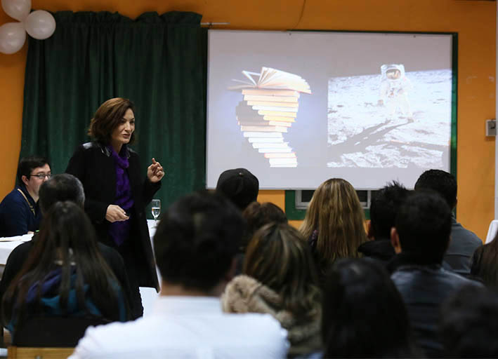 CIENCIA//Investigadora U. Mayor explica la importancia de haber secuenciado el genoma humano
