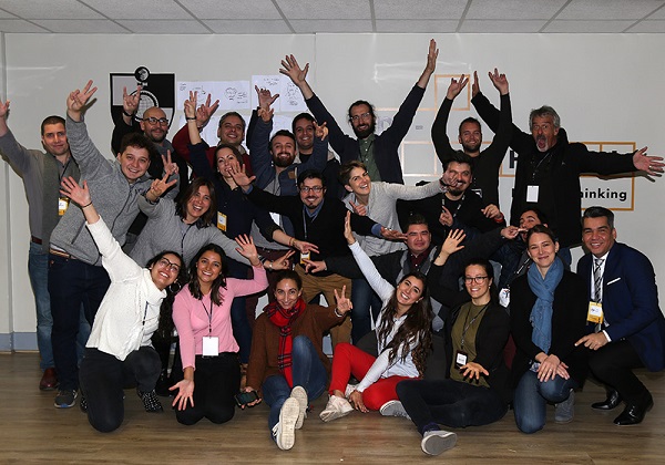 Emprendimiento// D-School U. Mayor incorpora por primera vez a colaboradores en sus capacitaciones sobre Design Thinking