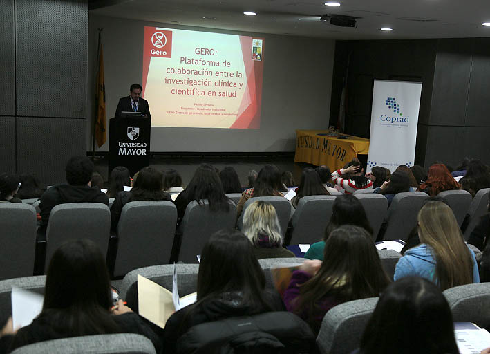 SALUD//Seminario aborda el rol del fonoaudiólogo en el tratamiento de demencias