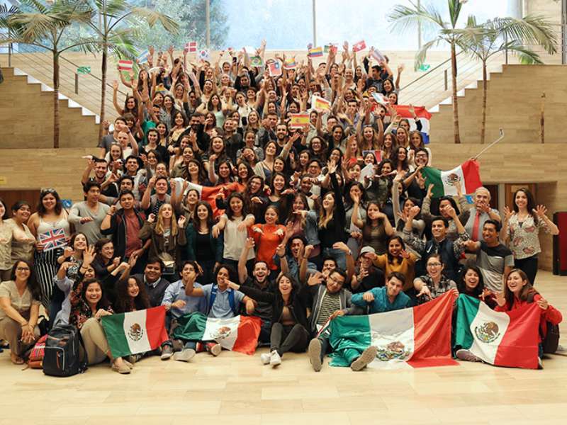 RRII//200 jóvenes inician periodo de intercambio en la U. Mayor