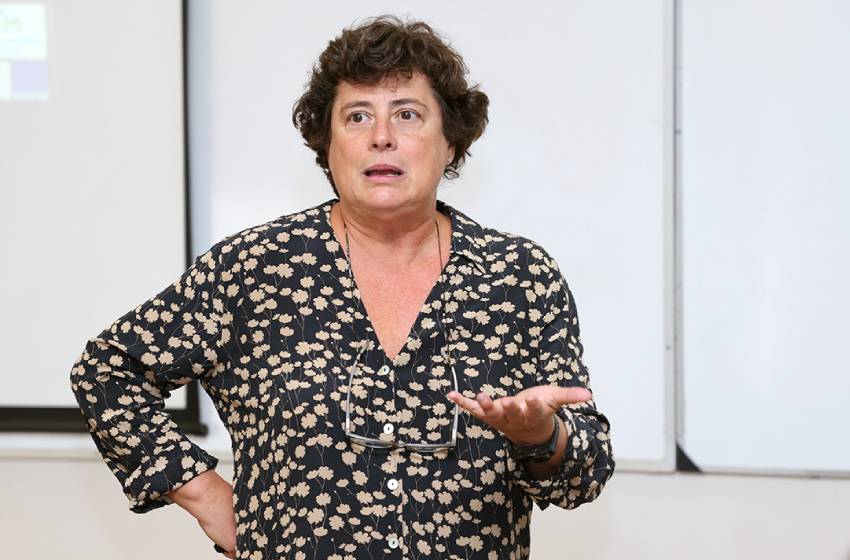 Matemática española visitó la U. Mayor para hablar de su investigación en la Antártica