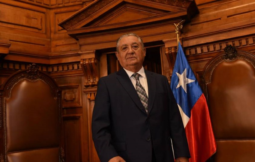 Académico de la Escuela de Derecho U. Mayor es nombrado Presidente de la Corte Suprema
