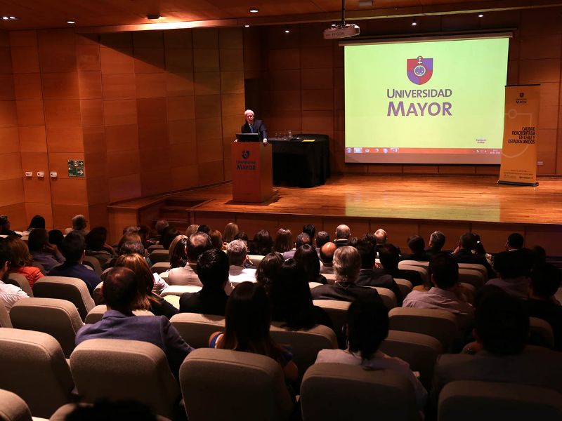 Actualidad//U.Mayor le dio la bienvenida a los 62 nuevos Doctores que se integran a la planta académica