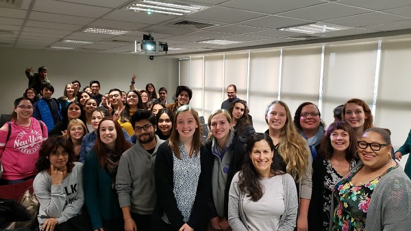 Intercambio// Guiados por la Escuela de Pedagogía en Inglés, estudiantes y académicos de la Buffalo State University visitaron seis colegios de la RM