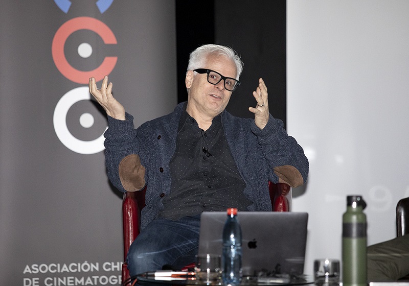 Encuentro// Primer chileno en ganar un Óscar compartió los secretos detrás de sus grandes producciones